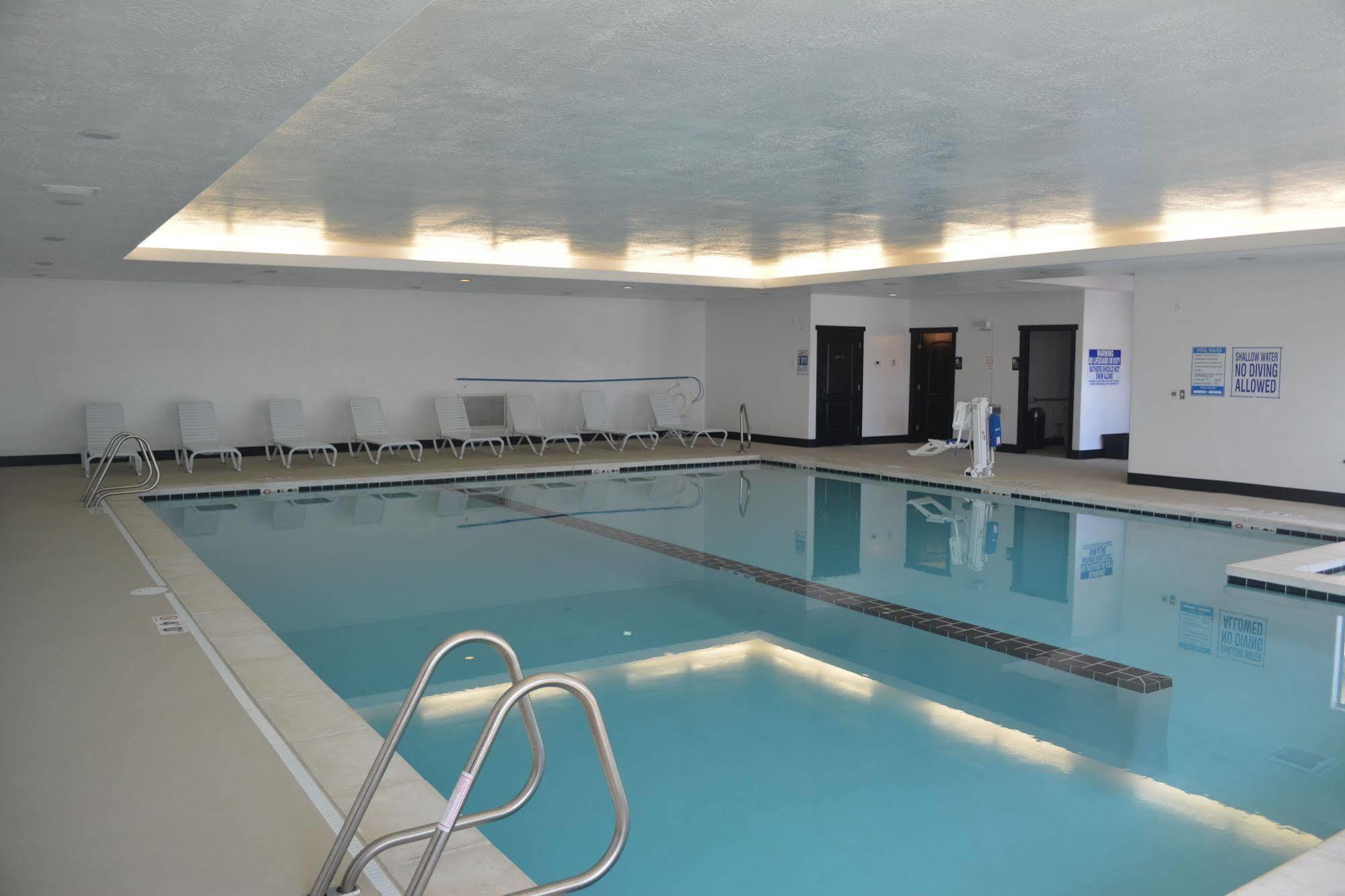 Cb&M Executive Suites Roosevelt Dış mekan fotoğraf
